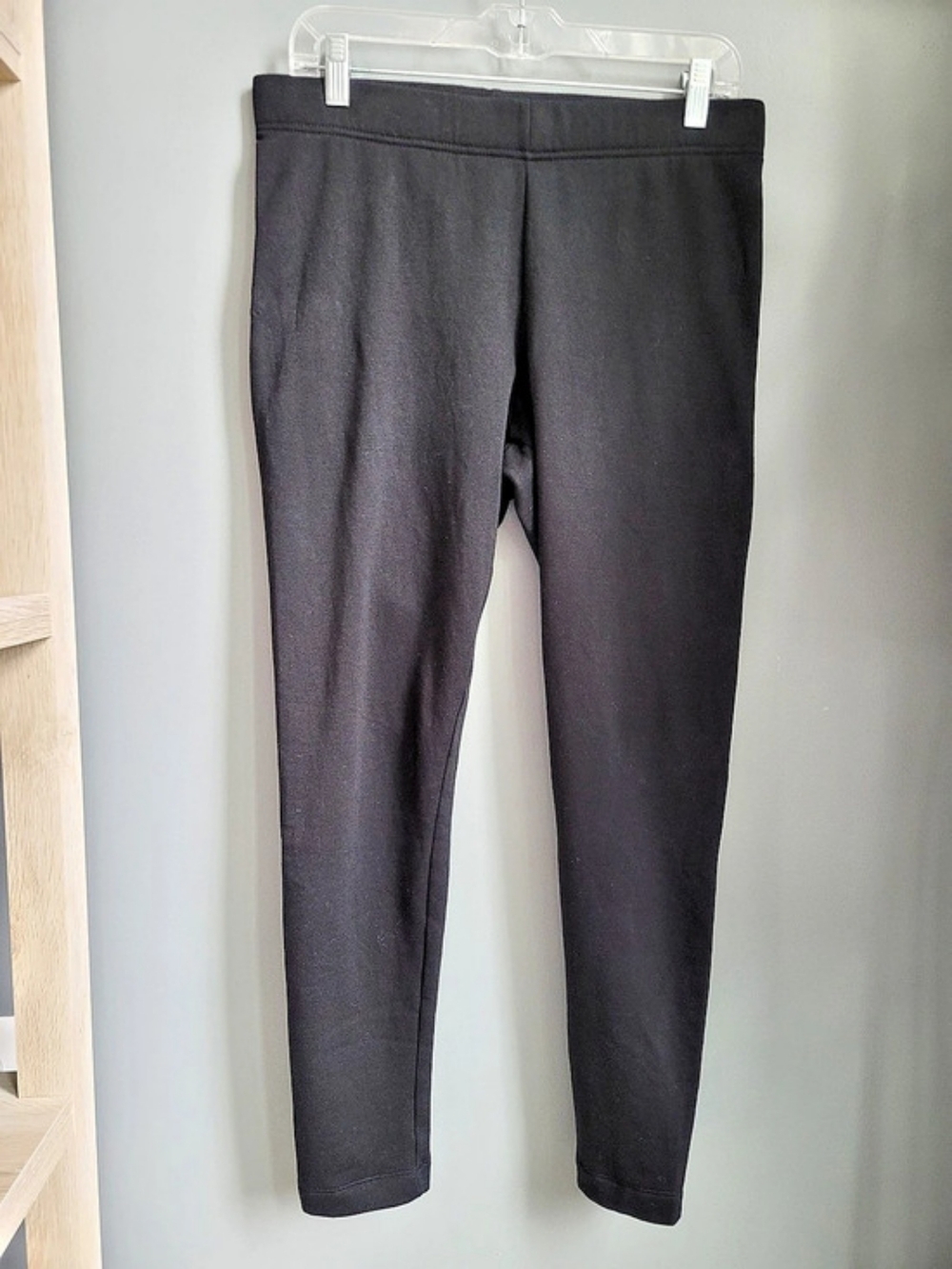 Old Navy Black Leggings Size Large Like New
